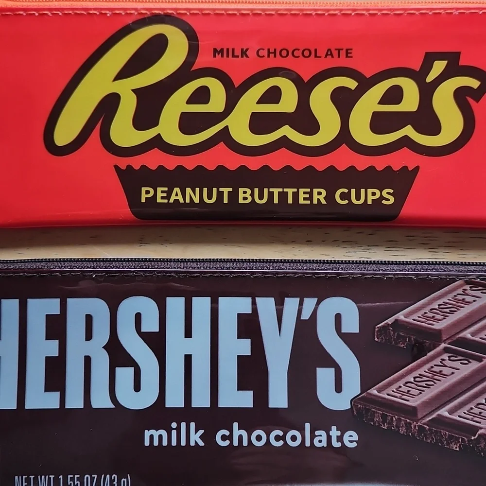 Reese's and Hershey's Chocolate Bar Pouches
